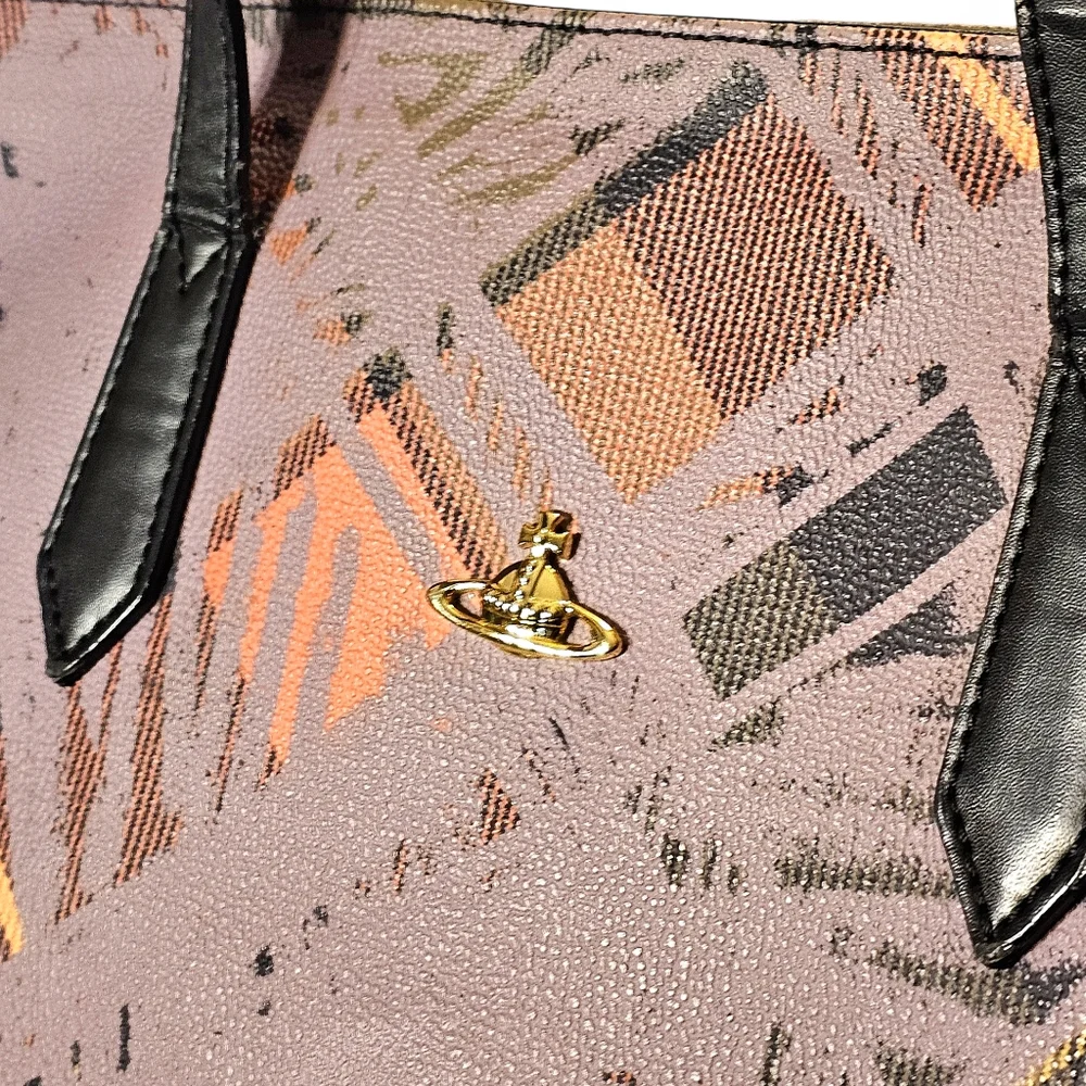 VIVIENNE WESTWOOD TOTE - Picture 2 of 15